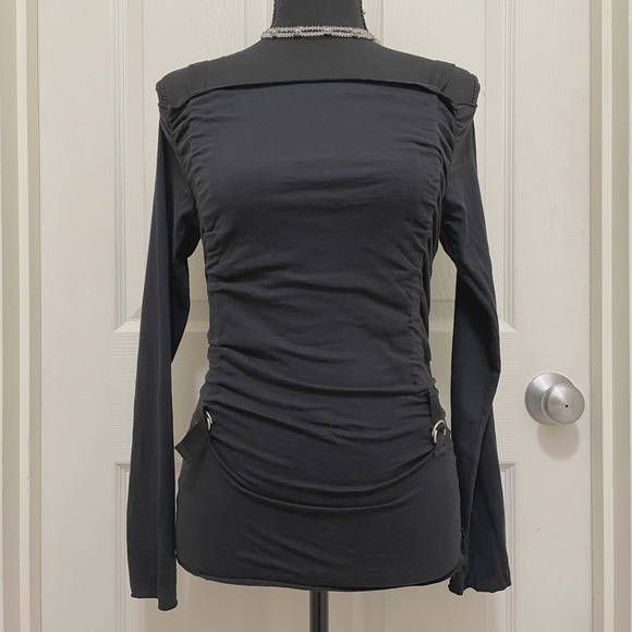 JLO by Jennifer Lopez Tops - Vintage JLO by Jennifer Lopez Cold Shoulder Top Black M Ruched Y2K NWT Club Goth